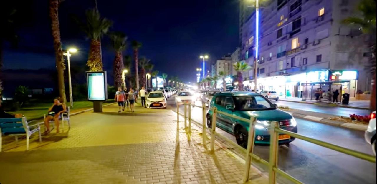 Beachfront Studio Apartment Bat Yam 412 Exterior foto