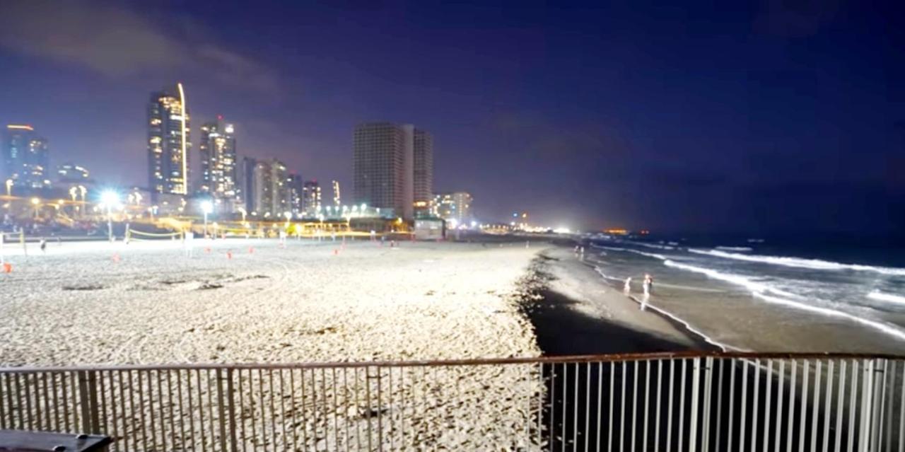 Beachfront Studio Apartment Bat Yam 412 Exterior foto