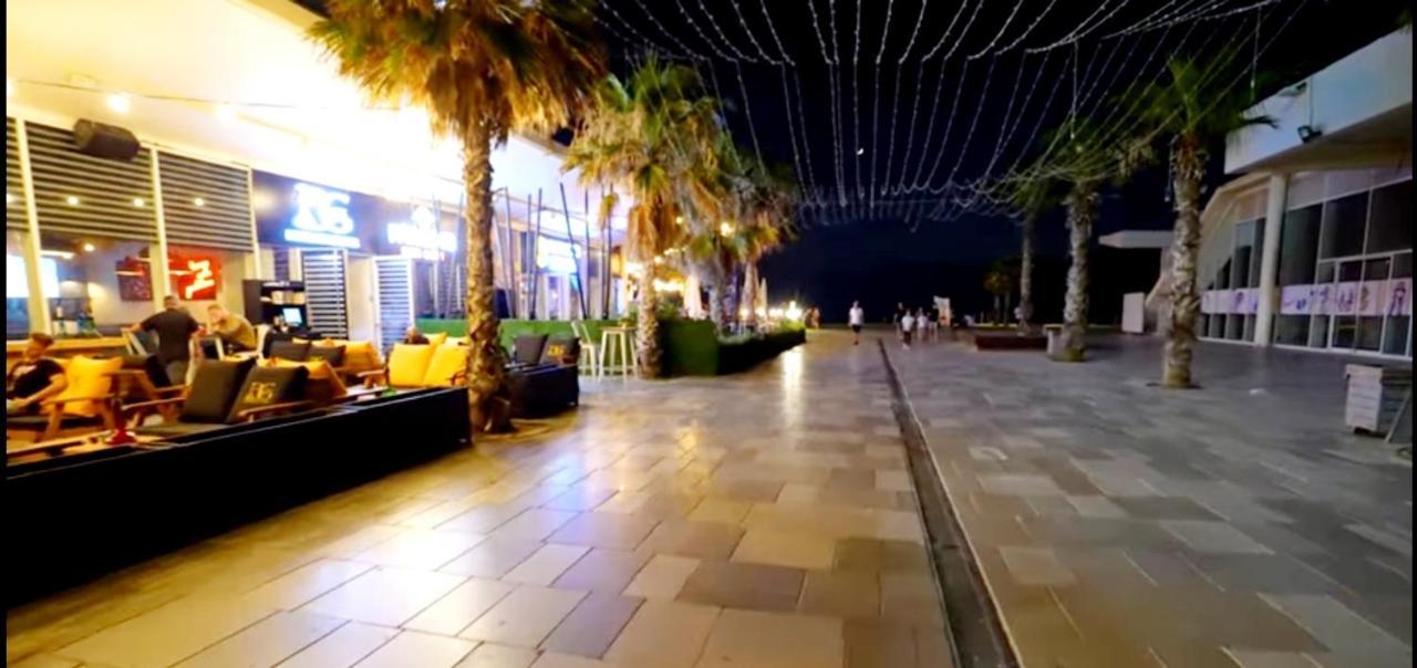 Beachfront Studio Apartment Bat Yam 412 Exterior foto