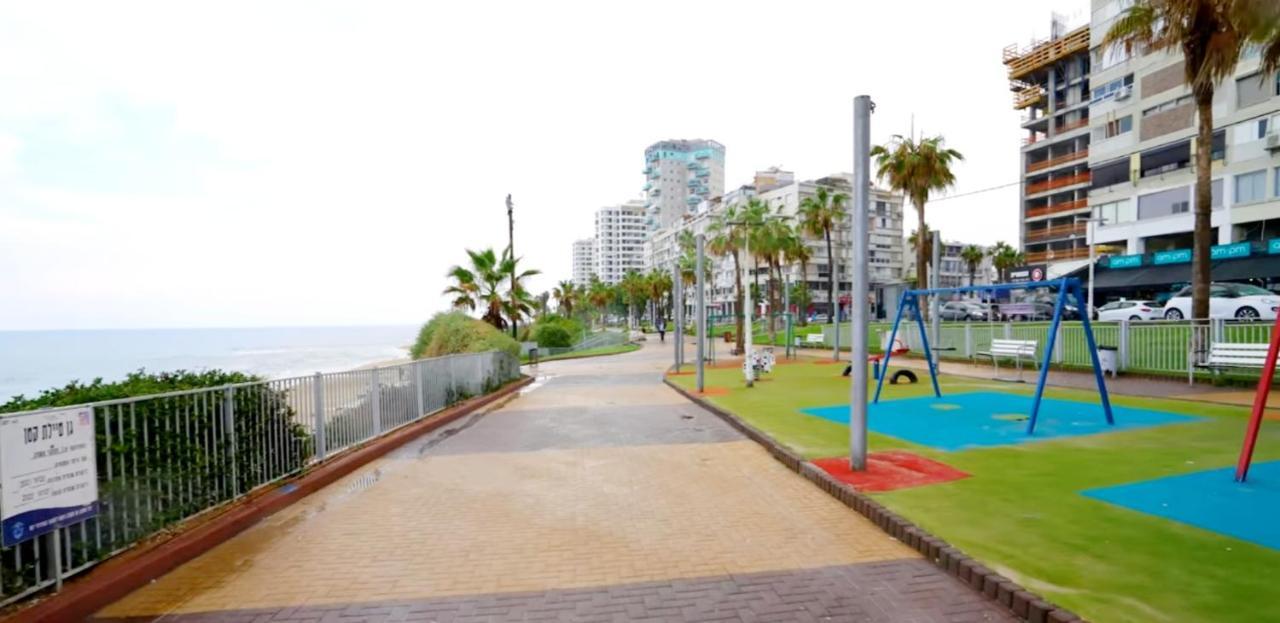 Beachfront Studio Apartment Bat Yam 412 Exterior foto