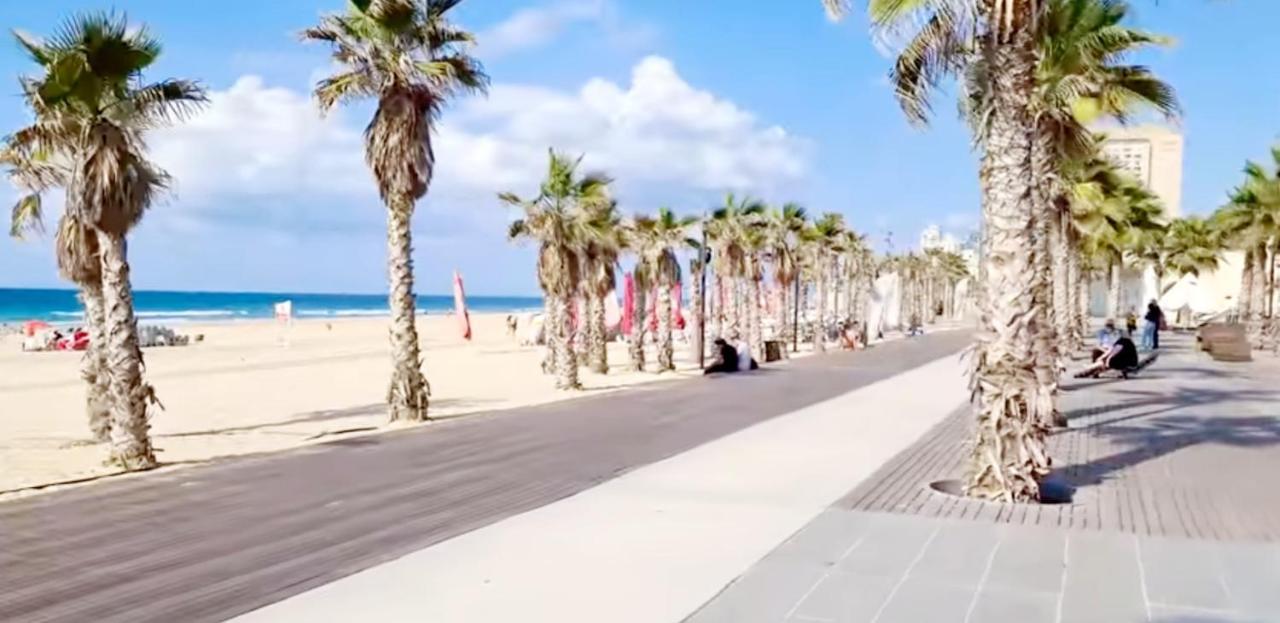 Beachfront Studio Apartment Bat Yam 412 Exterior foto