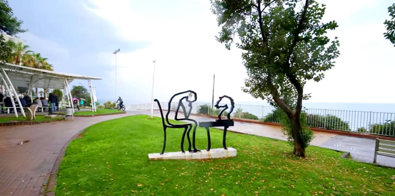 Beachfront Studio Apartment Bat Yam 412 Exterior foto