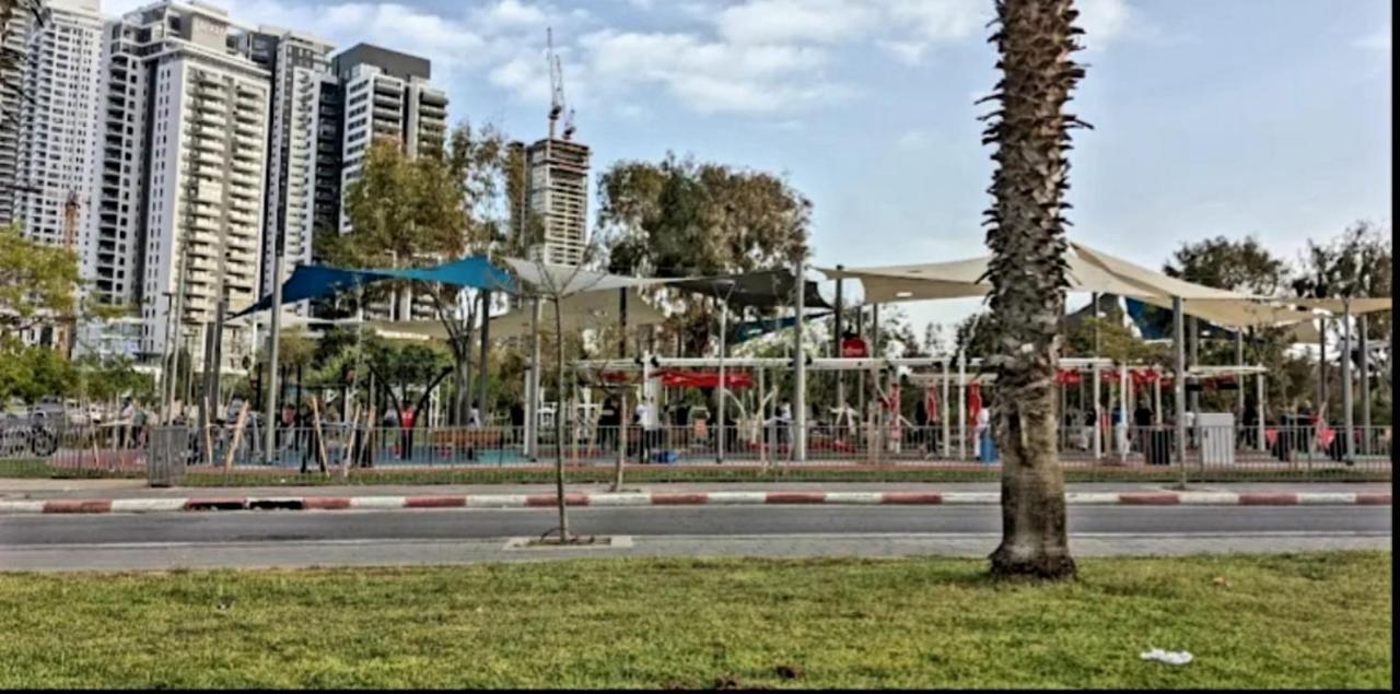 Beachfront Studio Apartment Bat Yam 412 Exterior foto