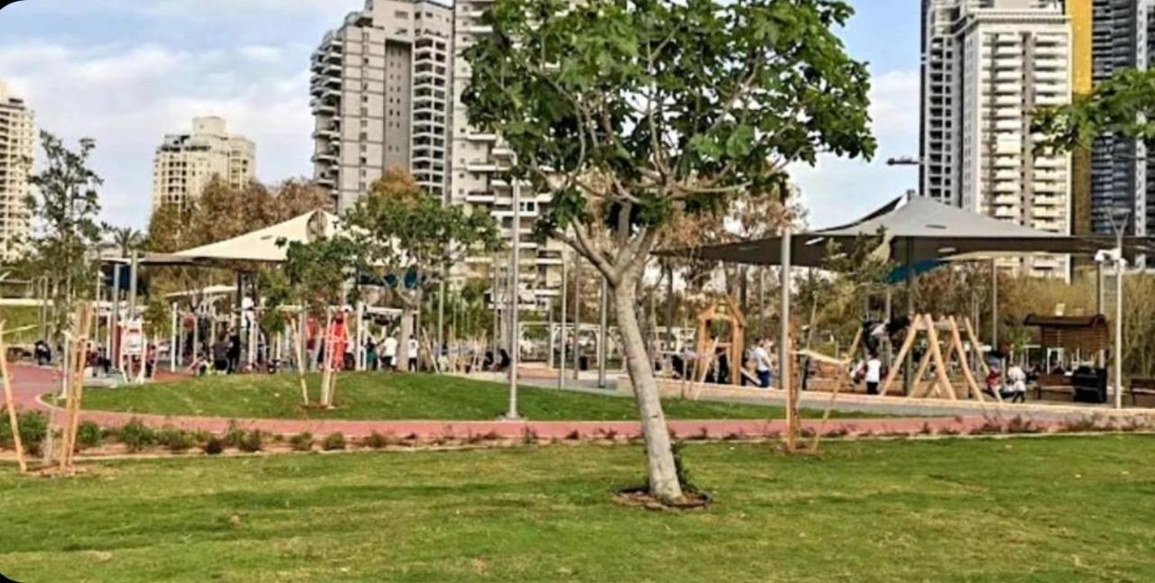 Beachfront Studio Apartment Bat Yam 412 Exterior foto